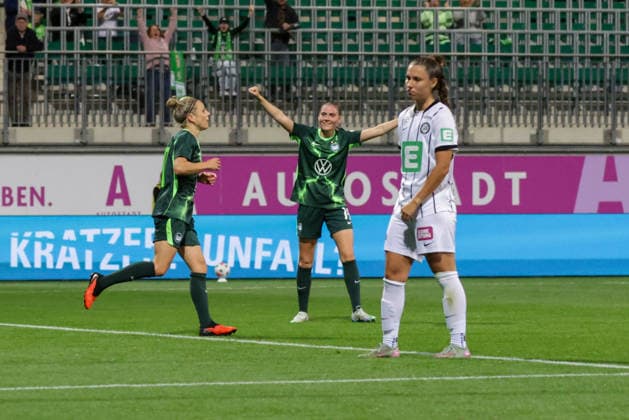 September 23, 2026, xgrfx, Soccer: UEFA Women s Europa Cup, VfL Wolfsburg vs. SK Sturm Graz, goal by Svenja Huth, making it 4-0 for VfL Wolfsburg at AOK Stadium