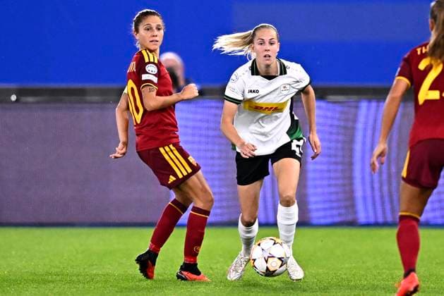 OH Leuven v AS Roma - UEFA Women s Champions League LEUVEN, BELGIUM - SEPTEMBER 23 : Janssen Saar defender of OH Leuven during the UEFA Women s Champions League 2026 27 League Phase MD1 match between OH Leuven and AS Roma on September 23, 2026 in Leuven, Belgium, 23 09 2026 Leuven Belgium  Copyright: xTomasxSiskx