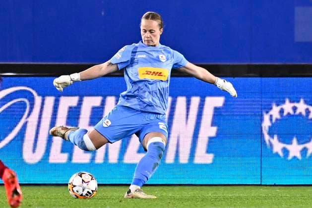 OH Leuven v AS Roma - UEFA Women s Champions League LEUVEN, BELGIUM - SEPTEMBER 23 : Seynhaeve Lowiese goalkeeper of OH Leuven during the UEFA Women s Champions League 2026 27 League Phase MD1 match between OH Leuven and AS Roma on September 23, 2026 in Leuven, Belgium, 23 09 2026 Leuven Belgium  Copyright: xTomasxSiskx