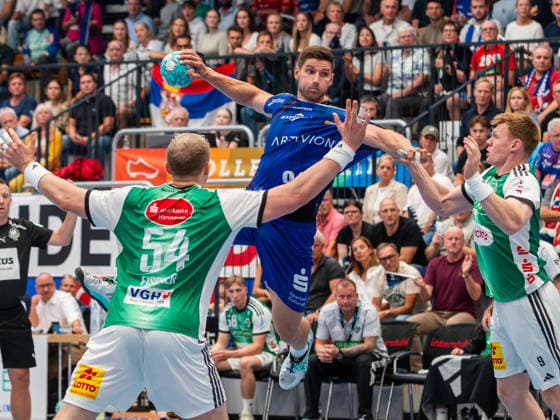 Georg Poehle, HBW Balingen Weilstetten 94; Justus Fischer, TSV Hannover Burgdorf 54; HBW Balingen Weilstetten vs. TSV Hannover Burgdorf, Handball, DHB Cup, 2nd Round, 2026–2027 Season, September 23, 2026, HBW Balingen Weilstetten vs. TSV Hannover Burgdorf, Handball, DHB Cup, Round 2, 2026–2027 Season, September 23, 2026, Balingen Copyright: xEibner-Pressefoto FlorianxSchustx EP_FSU