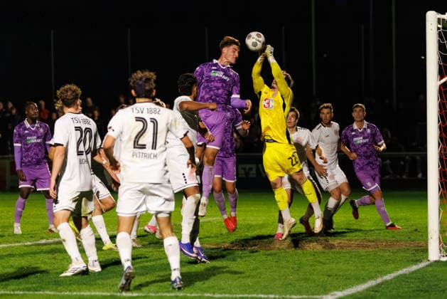 Maurice Merkl, 22, of TSV Landsberg with players from TSV Landsberg and FC Ingolstadt 04 during a corner kick in the match between TSV Landsberg and FC Ingolstadt 04, soccer, men s, Toto Cup, 2026–2027, quarterfinals on September 23, 2026, in Landsberg am Lech, Sportpark Bayern, Germany