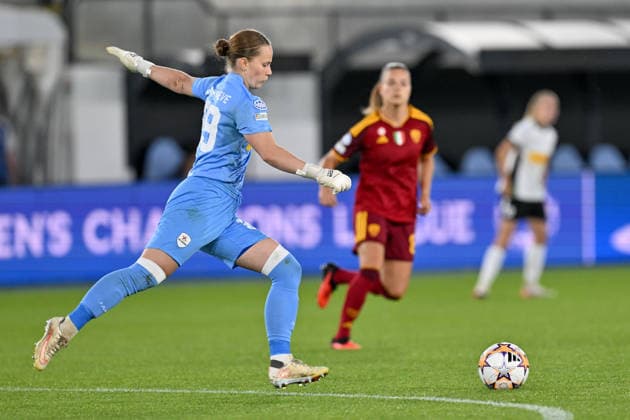 260923 OHL vs AS Roma Lowiese Seynhaeve (29) of OH Leuven Women pictured during the Uefa Women™s Champions League matchday 1 in the League phase game in season 2026 - 2027 between Oud Heverlee Leuven - OHL and AS Roma on September 23 , 2026 in Leuven, Belgium. (Photo by David Catry Sportpix) Leuven Den Dreef - King Power Flemish Brabant Belgium  Copyright: xSportpix.bex xDavidxCatryxDavidxCatryx