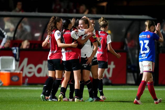 UEFA Women s Europa Cup: Feyenoord Rotterdam V1 v Valerenga Fotball Woman Woman Rotterdam - Kirsten van de Westeringh of Feyenoord Rotterdam V1 celebrates scoring her team s third goal (3-1) during the second qualifying round 1st leg competition round of the 2026 2027 UEFA Women s Europa Cup season. The match is set between Feyenoord Rotterdam V1 and Valerenga Fotball Woman at Varkenoord on 23 September 2026 in Rotterdam, Netherlands (Hero Images Danny de Groot) Copyright: xDannyxdexGrootx