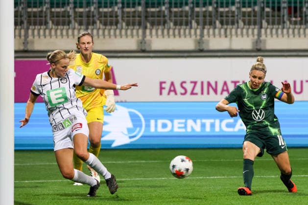 Wolfsburg, Germany, September 23, 2026 UEFA Women’s Europa Cup First Leg: VfL Wolfsburg Women vs. Sturm Graz Women. Pictured: Goal scorer Svenja Huth of Wolfsburg (on the right) scores the goal that makes it 4–0 for Wolfsburg. Copyright: HMBxMedia MadeleinexFantini