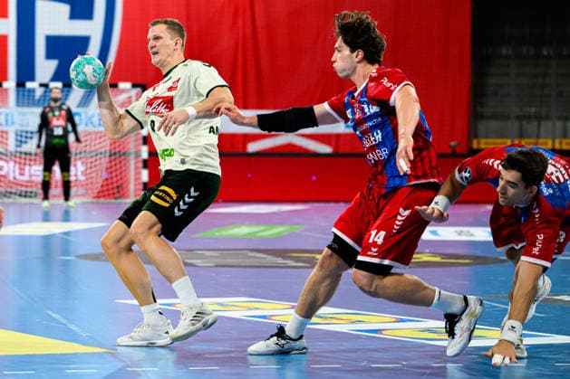 Bietigheim HBL 26 27 DHB Cup SG BBM Bietigheim GWD Minden Karolis Antanavicius (Minden), Fynn Nicolaus (Bietigheim) Bietigheim-Bissingen Egetrans Arena Baden-Württemberg, Germany