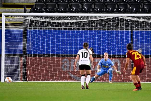OH Leuven v AS Roma - UEFA Women s Champions League LEUVEN, BELGIUM - SEPTEMBER 23 : Seynhaeve Lowiese goalkeeper of OH Leuven during the UEFA Women s Champions League 2026 27 League Phase MD1 match between OH Leuven and AS Roma on September 23, 2026 in Leuven, Belgium, 23 09 2026 Leuven Belgium  Copyright: xTomasxSiskx