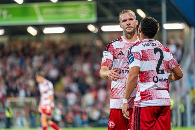 Eric Hottmann celebrates a goal for Fortuna Düsseldorf, 9 minutes after the 2-0 goal by Steven van der Sloot for Fortuna Düsseldorf, 2. Fortuna Düsseldorf vs. Schwarz Weiss Alstaden, soccer, Lower Rhine Cup, 2nd round, 2026–27 season, September 23, 2026, DFL regulations prohibit any use of photographs as image sequences and or quasi-video. Fortuna Düsseldorf vs. Schwarz-Weiss Alstaden, soccer, Lower Rhine Cup, 2nd round, 2026–27 season, September 23, 2026, Düsseldorf Copyright: xEibner-Pressefoto LukasxBaldygax EP_LBA