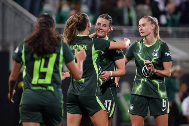 Germany Soccer UEFA Women s Europa Cup 2026–2027, Qualifying Round 2, First Leg: VfL Wolfsburg vs. SK Sturm Graz at AOK Stadium Wolfsburg—Goal and goal celebration by Katharina Piljic of VfL Wolfsburg Women, 17 Copyright: xAymanxAlahmedx