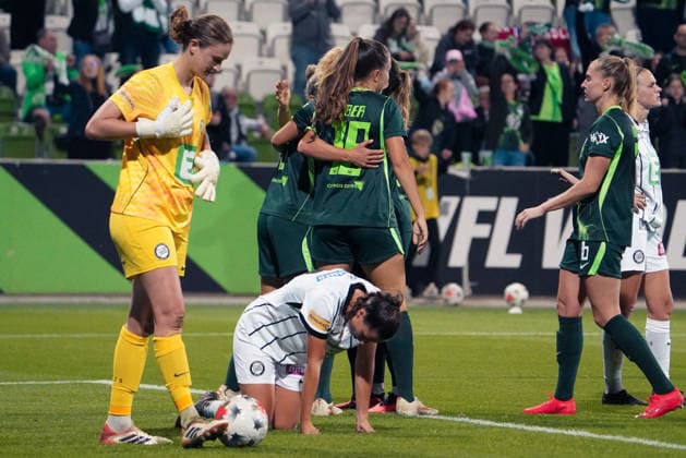 Germany Soccer UEFA Women s Europa Cup 2026–2027, Qualifying Round 2, First Leg: VfL Wolfsburg vs. SK Sturm Graz at AOK Stadium Wolfsburg—Goal and goal celebration by Lena Lattwein of VfL Wolfsburg Women, 8 Copyright: xAymanxAlahmedx