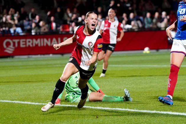 UEFA Women s Europa Cup: Feyenoord Rotterdam V1 v Valerenga Fotball Woman Woman Rotterdam - Fleur Stoit of Feyenoord Rotterdam V1 celebrates scoring her team s fourth goal (4-1) during the second qualifying round 1st leg competition round of the 2026 2027 UEFA Women s Europa Cup season. The match is set between Feyenoord Rotterdam V1 and Valerenga Fotball Woman at Varkenoord on 23 September 2026 in Rotterdam, Netherlands (Hero Images Danny de Groot) Copyright: xDannyxdexGrootx