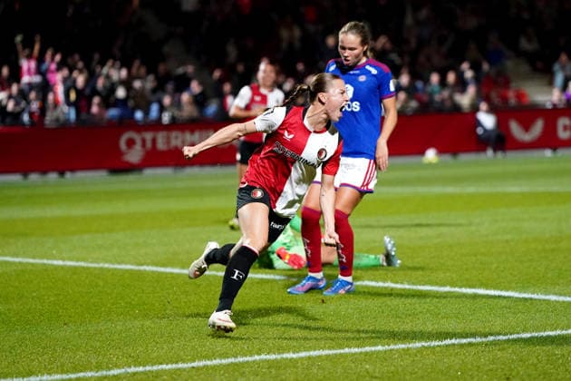 UEFA Women s Europa Cup: Feyenoord Rotterdam V1 v Valerenga Fotball Woman Woman Rotterdam - Fleur Stoit of Feyenoord Rotterdam V1 celebrates scoring her team s fourth goal (4-1) during the second qualifying round 1st leg competition round of the 2026 2027 UEFA Women s Europa Cup season. The match is set between Feyenoord Rotterdam V1 and Valerenga Fotball Woman at Varkenoord on 23 September 2026 in Rotterdam, Netherlands (Hero Images Danny de Groot) Copyright: xDannyxdexGrootx