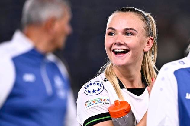 OH Leuven v AS Roma - UEFA Women s Champions League LEUVEN, BELGIUM - SEPTEMBER 23 : Dekker Isabella forward of OH Leuven during the UEFA Women s Champions League 2026 27 League Phase MD1 match between OH Leuven and AS Roma on September 23, 2026 in Leuven, Belgium, 23 09 2026 Leuven Belgium  Copyright: xTomasxSiskx