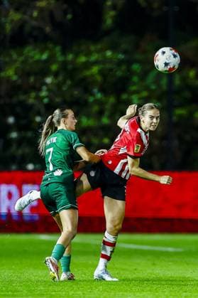 EINDHOVEN , 23-09-2026 , Ten Cate stadium De Herdgang , season 2026 2027 , UEFA Women™s Europa Cup , football , match between PSV and Fortuna Hjorring , picture shows PSV player Gwyneth Hendriks , Fortuna Hjorring player Josefine Valvik PSV - Fortuna Hjorring  x207465143x Copyright: