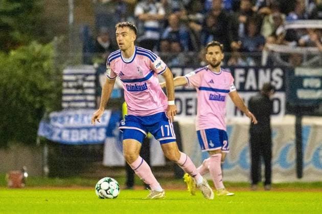 Lower Rhine Cup: Rheydter SV vs. MSV Duisburg ** FOR EDITORIAL USE ONLY ** EDITORIAL USE ONLY ** p Soccer Lower Rhine Cup: Rheydter SV vs. MSV Duisburg on September 23, 2026, at the Grenzlandstadion in Mönchengladbach. Max Besuschkow, Duisburg. Copyright JakobxKlos Copyright: JakobxKlos doc87qb26jfzbr6ic2oqkf ,EDITORIAL USE ONLY Copyright: JakobxKlos