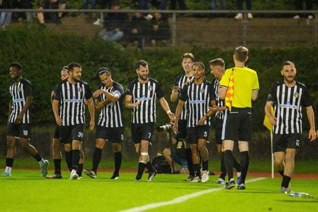 Lower Rhine Cup: Rheydter SV vs. MSV Duisburg ** FOR EDITORIAL USE ONLY ** EDITORIAL USE ONLY ** p Soccer: Lower Rhine Cup – Rheydter SV vs. MSV Duisburg on September 23, 2026, at the Grenzlandstadion in Mönchengladbach. Celebration of the 1–7 goal by Branimir Galic (Duisburg). Copyright JakobxKlos Copyright: JakobxKlos doc87qb8m16adujdbltf49 ,EDITORIAL USE ONLY Copyright: JakobxKlos