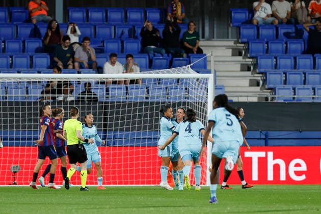 September 23, 2026, Sant Joan Despi, Barcelona, SPAIN: Evelyne Viens of Paris celebrates a goal with teammates during the UEFA WomenÃ¢â‚¬â ¢s Champions League 2026 27 League Phase MD1, football match played between FC Barcelona, Barca and Paris FC at Johan Cruyff Stadium on September 23, 2026 in Sant Joan Despi, Spain. Sant Joan Despi SPAIN - ZUMAa181 20260923_zaa_a181_049 Copyright: xJavierxBorregox