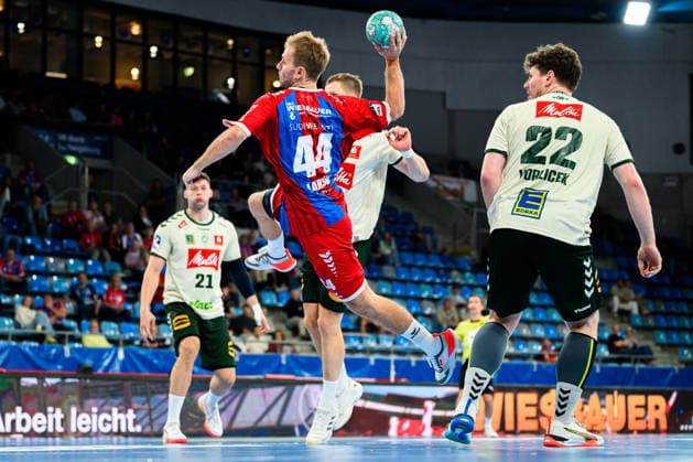 Bietigheim HBL 26 27 DHB Cup SG BBM Bietigheim GWD Minden Mathias Larson Bietigheim Bietigheim Bissingen Egetrans Arena Baden-Württemberg Germany