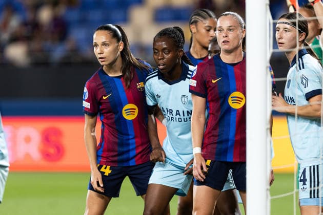 September 23, 2026, Sant Joan Despo, Catalonia, Spain: Martina Fernandez of FC Barcelona, Barca and Hillary Diaz of Paris FC challenge for the ball during the UEFA WomenÃ¢â‚¬â ¢s Champions League Matchday 1 match between FC Barcelona and Paris FC at Estadi Johan Cruyff in Sant Joan DespoÂ­, Barcelona, Spain. Sant Joan Despo Spain - ZUMAs316 20260923_znp_s316_029 Copyright: xMartixSeguraxRamonedax