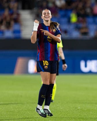 September 23, 2026, Sant Joan Despo, Catalonia, Spain: Clara Serrajordi and his teammates of FC Barcelona, Barca celebrate a goal during the UEFA WomenÃ¢â‚¬â ¢s Champions League Matchday 1 match between FC Barcelona and Paris FC at Estadi Johan Cruyff in Sant Joan DespoÂ­, Barcelona, Spain. Sant Joan Despo Spain - ZUMAs316 20260923_znp_s316_045 Copyright: xMartixSeguraxRamonedax
