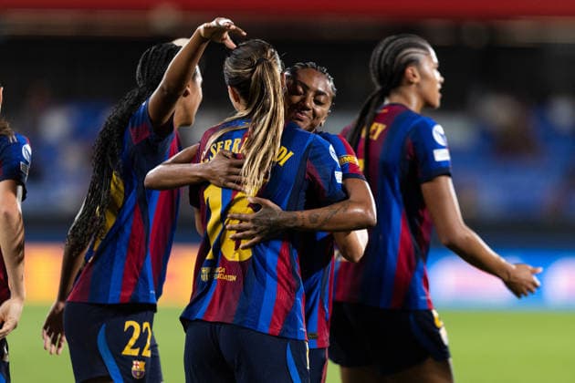 September 23, 2026, Sant Joan Despo, Catalonia, Spain: Clara Serrajordi and his teammates of FC Barcelona, Barca celebrate a goal during the UEFA WomenÃ¢â‚¬â ¢s Champions League Matchday 1 match between FC Barcelona and Paris FC at Estadi Johan Cruyff in Sant Joan DespoÂ­, Barcelona, Spain. Sant Joan Despo Spain - ZUMAs316 20260923_znp_s316_046 Copyright: xMartixSeguraxRamonedax