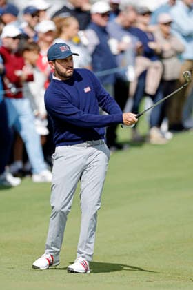 MEDINAH, IL - SEPTEMBER 23: Patrick Cantlay of the United States plays a pitch shot at the second hole prior to the Presidents Cup 2026 on September 23, 2026 at Medinah Country Club in Medinah, Illinois. (Photo by Joe Robbins Icon Sportswire) GOLF: SEP 23 Presidents Cup EDITORIAL USE ONLY Icon573260923018