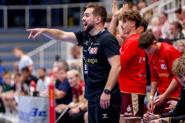 September 23, 2026, 2nd round of the DHB Cup, TuSEM Essen 1 vs. VfL Potsdam; Head Coach Kenji Hövels of TuSEM Essen gesturing on the sidelines, North Rhine-Westphalia, Germany