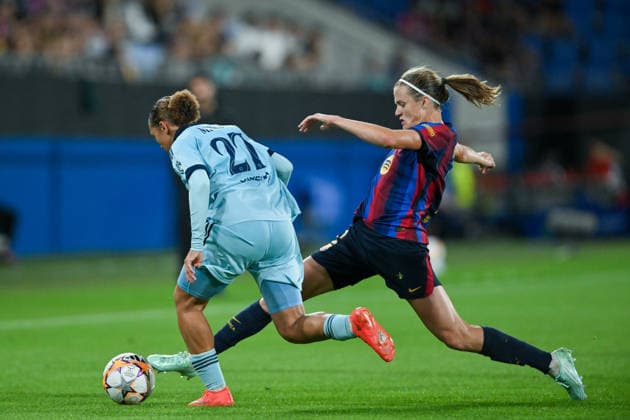 FC Barcelona, Barca v PARIS FC JOHAN CRUYFF STADIUM, BARCELONA. September 23,2026 FC BARCELONA vs Paris Football Club September 23,2026 Maeline Mendy (27) of Paris FC and Irene Paredes (2) of FC Barcelona during the soccer match corresponding to the first day of the UEFA Women s Champions League between FC Barcelona and Paris FC at Johan Cruyff Stadium in Barcelona, Spain, on September 23, 2026. Barcelona ESP Copyright: xS.xRosx