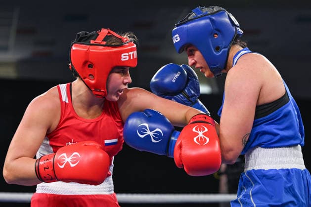 2026 European Boxing Elite Championships In Sofia SOFIA, BULGARIA - SEPTEMBER 23: Nadezhda Golubeva (Red) of Russia in action against Busenaz Surmeneli (Blue) of Turkey during their Elite Women s 70kg Semifinal match on Day 7 of the 2026 European Boxing Elite Championships at the Asics Arena Sports Hall in Sofia, Bulgaria, on September 23, 2026. Sofia Bulgaria  Copyright: xArturxWidakx originalFilename:widak-2026euro260923_npD3G.jpg