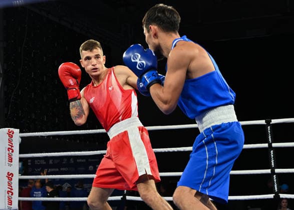 2026 European Boxing Elite Championships In Sofia SOFIA, BULGARIA - SEPTEMBER 23: Pawel Brach (Red) of Poland in action against Aider Abduraimov (Blue) of Ukraine during their Elite Men s 60kg Quarterfinal match on Day 7 of the 2026 European Boxing Elite Championships at the Asics Arena Sports Hall in Sofia, Bulgaria, on September 23, 2026. Sofia Bulgaria  Copyright: xArturxWidakx originalFilename:widak-2026euro260923_npUzv.jpg