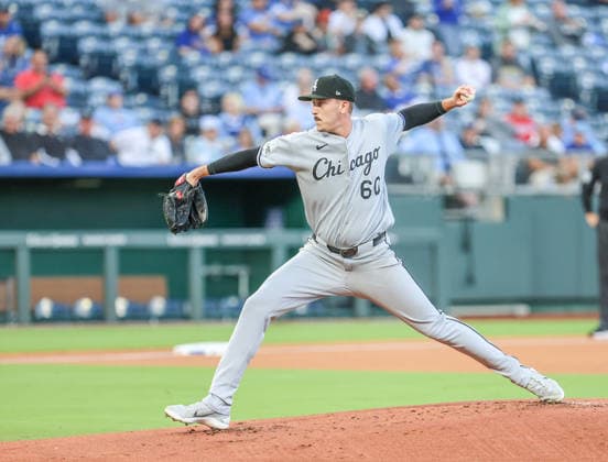 SEP 23, 2026: Chicago White Sox starting pitcher Bryan Hudson (60) throws a pitch in the 1st inning against the Kansas City Royals at Kauffman Stadium in Kansas City, MO. CSM MLB, Baseball Herren, USA 2026: White Sox Vs Royals September 23rd  - ZUMAc04_ 20260923_zma_c04_058 Copyright: xRomanxPunox