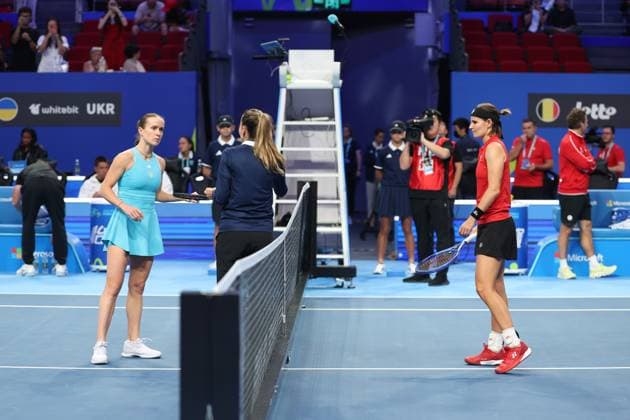 Ukrainian Elina Svitolina and Belgian Greet Minnen pictured at the start of a tennis match between Ukrainian Svitolina and Belgian Minnnen, the second rubber in the tie between Belgium and Ukraine in the Quarter Finals of the Billie King Cup tournament, on Thursday 24 September 2026 in Shenzhen, China. VIRGINIExLEFOUR  x187641603x