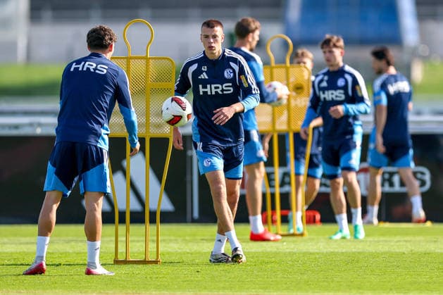 September 23, 2026, Soccer, FC Schalke 04 practice Magnus Rösner U23 Schalke04 05 Gelsenkirchen FC Schalke 04 training facility NRW Germany xRHR PHOTO YYx Copyright: RHR-FOTOx RHR-FOTO YY
