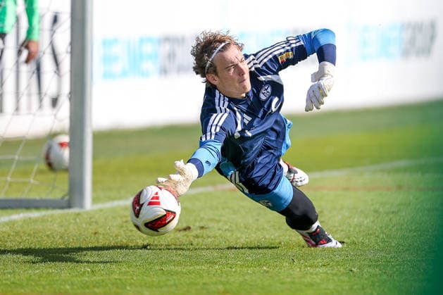 September 23, 2026, Soccer, FC Schalke 04 goalkeeper Max Weiland training with the FC Schalke 04 U23 team at the FC Schalke 04 training facility in Gelsenkirchen, North Rhine-Westphalia, Germany xRHR PHOTO YYx Copyright: RHR-FOTOx RHR-FOTO YY