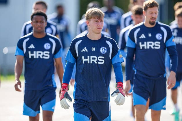 September 23, 2026, Soccer, FC Schalke 04 Training Session, Kyrylo Khadasevych, Schalke U19, Gelsenkirchen, FC Schalke 04 Training Facility, North Rhine-Westphalia, Germany, xRHR, PHOTO YYx Copyright: RHR-FOTOx RHR-FOTO YY