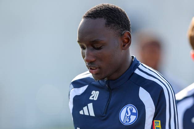 September 23, 2026, Soccer, FC Schalke 04 practice Jean Paul Ndiaye U23 Schalke04 19 Gelsenkirchen FC Schalke 04 training facility NRW Germany xRHR PHOTO YYx Copyright: RHR-FOTOx RHR-FOTO YY