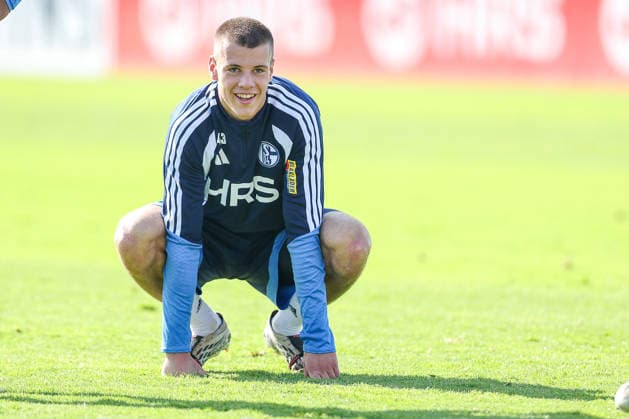 September 23, 2026, Soccer, FC Schalke 04 practice Magnus Rösner FC Schalke 04 Gelsenkirchen FC Schalke 04 training facility North Rhine-Westphalia, Germany xRHR PHOTO YYx Copyright: RHR-FOTOx RHR-FOTO YY
