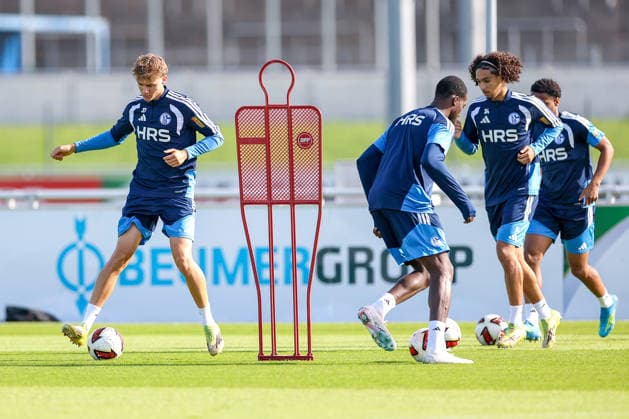 September 23, 2026, Soccer, FC Schalke 04 training session: Niclas Damberg, U19, Gelsenkirchen, FC Schalke 04 training facility, North Rhine-Westphalia, Germany xRHR PHOTO YYx Copyright: RHR-FOTOx RHR-FOTO YY