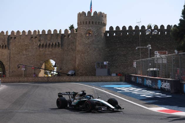 F1 - AZERBAIJAIN GRAND PRIX 2026 63 RUSSELL George (gbr), Mercedes AMG F1 Team W17, action during the 2026 Formula 1 Azerbaijan Grand Prix, 15th round of the 2026 Formula One World Championship, WM, Weltmeisterschaft from September 24 to 26, 2026 on the Baku City Circuit, in Baku, Azerbaijan - BakuAzerbaijan  Copyright: xDPPIx