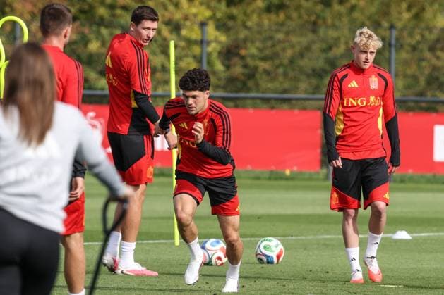 Belgium s Hans Vanaken; Belgium s Kyriani Sabbe and Belgium s Joaquin Seys pictured during a training session of the Red Devils, the Belgian national soccer team, at the national training center in Tubize, Thursday 24 September 2026. The team is preparing for their game against Italy tomorrow in the UEFA Nations League competition. BRUNOxFAHY  x187664977x