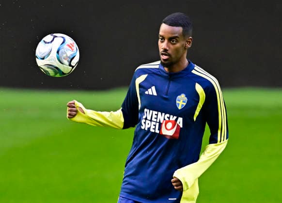 STOCKHOLM, Sept. 24, 2026 Alexander Isak during today s national team practice at Strawberry Arena ahead of Friday s opening Nations League group stage match against Bosnia and Herzegovina STOCKHOLM, SWEDEN x10030x  Copyright: xJonasxEkströmer TTx HERRLANDSLAGET FOTBOLL TRÄNING