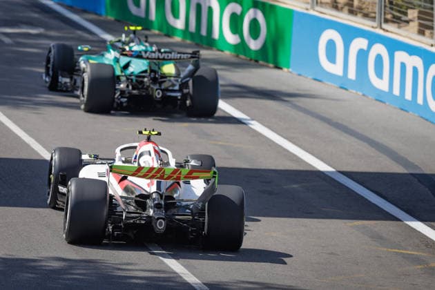 Formula 1 Azerbaijan Grand Prix, Baku, Thursday, September 24, 2026 Oliver Bearman 87, TGR Haas F1 Team, Fernando Alonso 14, Aston Martin Aramco Formula One Team Formula 1 Azerbaijan Grand Prix, Baku, Thursday, September 24, 2026 Copyright: xBEAUTIFULxSPORTS Erlhofx