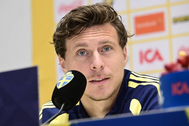 STOCKHOLM, SWEDEN 20260924 Soccer player Victor Nilsson Lindelöf during a press conference at Strawberry Arena ahead of Friday s opening Nations League group stage match against Romania STOCKHOLM, SWEDEN x10030x  Copyright: xJonasxEkströmerx xTTx FOTBOLLSHERRARNA PRESSTRÄFF