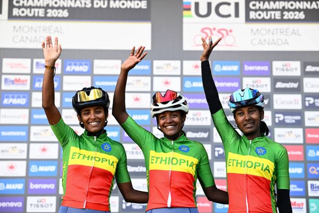 2026 UCI Road World Championships Picture by Simon Wilkinson SWpix.com - 24 09 2026 - Cycling - 2026 UCI Road World Championships - MontrÃ al, Canada - Women Under-23 Road Race - Ethiopia - Mieraf Aregawi (Ethiopia), Mebrhit Girmay (Ethiopia), Tsige Kiros (Ethiopia) MontrÃ al Avenue du Parc Canada Copyright: x xSWpix.comx(t axPhotographyxHubxLtd)xSimonxWilkinson SWpix.comx SWP-3521-2175