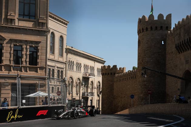 F1 - AZERBAIJAIN GRAND PRIX 2026 27 HULKENBERG Nico (ger), Audi F1 Team , action during the 2026 Formula 1 Azerbaijan Grand Prix, 15th round of the 2026 Formula One World Championship, WM, Weltmeisterschaft from September 24 to 26, 2026 on the Baku City Circuit, in Baku, Azerbaijan - BakuAzerbaijan  Copyright: xEricxAlonsox