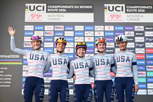 2026 UCI Road World Championships Picture by Simon Wilkinson SWpix.com - 24 09 2026 - Cycling - 2026 UCI Road World Championships - MontrÃ al, Canada - Women Under-23 Road Race - USA - Mia Aseltine (USA), Lidia Cusack (USA), Kylee Hanel (USA), Alyssa Sarkisov (USA), Katherine Sarkisov (USA) MontrÃ al Avenue du Parc Canada Copyright: x xSWpix.comx(t axPhotographyxHubxLtd)xSimonxWilkinson SWpix.comx SWP-3521-2186