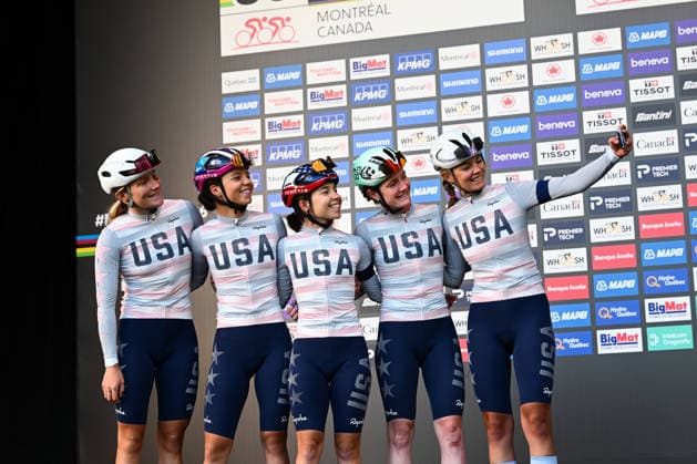 2026 UCI Road World Championships Picture by Simon Wilkinson SWpix.com - 24 09 2026 - Cycling - 2026 UCI Road World Championships - MontrÃ al, Canada - Women Under-23 Road Race - Mia Aseltine (USA), Lidia Cusack (USA), Kylee Hanel (USA), Alyssa Sarkisov (USA), Katherine Sarkisov (USA) MontrÃ al Avenue du Parc Canada Copyright: x xSWpix.comx(t axPhotographyxHubxLtd)xSimonxWilkinson SWpix.comx SWP-3521-2187