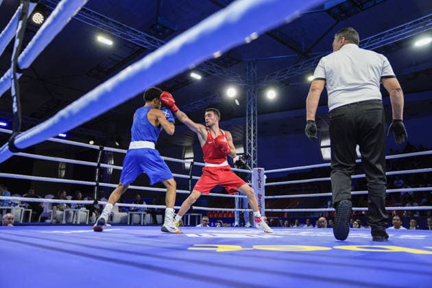 2026 European Boxing Championships in Bulgaria SOFIA, BULGARIA - SEPTEMBER 24: Semih Gumus (red) of Turkiye competes against Abdul Burton (blue) of the United Kingdom in the men s 55kg category during the 2026 European Boxing Championships at Asics Arena in Sofia, Bulgaria, on September 24, 2026. Osmancan Gurdogan Anadolu Sofia Bulgaria. Editorial use only. Please get in touch for any other usage.  Copyright: x2026xAnadoluxOsmancanxGurdoganx