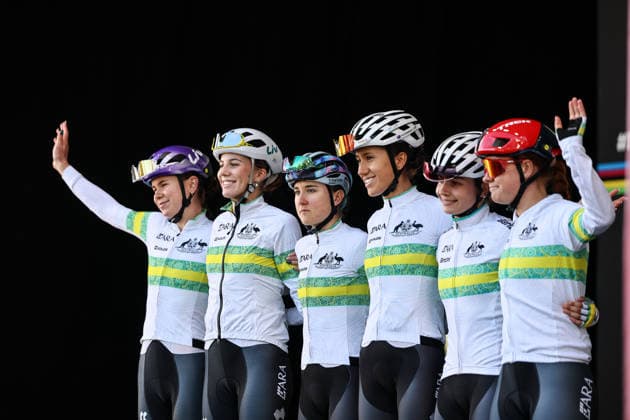 2026 UCI Road World Championships Picture by Alex Whitehead SWpix.com - 24 09 2026 - Cycling - 2026 UCI Road World Championships - MontrÃ al, Canada - Women Under-23 Road Race - Australia - Talia Appleton (Australia), Mackenzie Coupland (Australia), Emily Dixon (Australia), Sophia Sammons (Australia), Tully Schweitzer (Australia), Felicity Wilson-Haffenden (Australia) MontrÃ al Avenue du Parc Canada Copyright: x xSWpix.comx(t axPhotographyxHubxLtd)xAlexxWhitehead SWpix.comx SWP-3521-2224