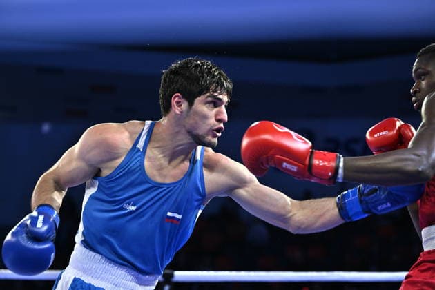 RECORD DATE NOT STATED 2026 European Boxing Elite Championship Sofia SOFIA, BULGARIA SEPTEMBER 24: Oladimeji Shittu (Red) of England in action against Cheerav Ashalaev (Blue) of Russia during their Elite Men s 80kg Semifinal match at the 2026 European Boxing Elite Championships at the Asics Arena Sports Hall in Sofia, Bulgaria, on September 24, 2026. Sofia Bulgaria  Copyright: xArturxWidakx originalFilename:widak-2026euro260924_npkgZ.jpg