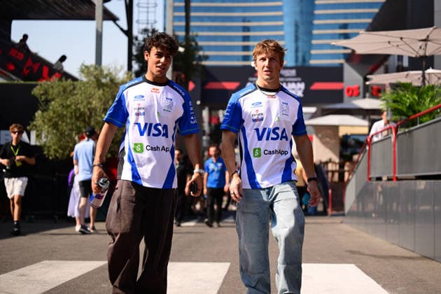 F1 Grand Prix of Azerbaijan - Practice Liam Lawson and Arvid Linbland of Racing Bulls drive during free practice at the Formula 1 Azerbaijan Grand Prix at the Baku City Circuit in Baku, Azerbaijan, on September 24, 2026. Baku Caucasus Azerbaijan  Copyright: xAndreaxDiodatox originalFilename:diodato-azerbaij260924_np1tj.jpg